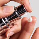 iS Clinical Daily Dynamic Hydrator 1.7oz / 50ml